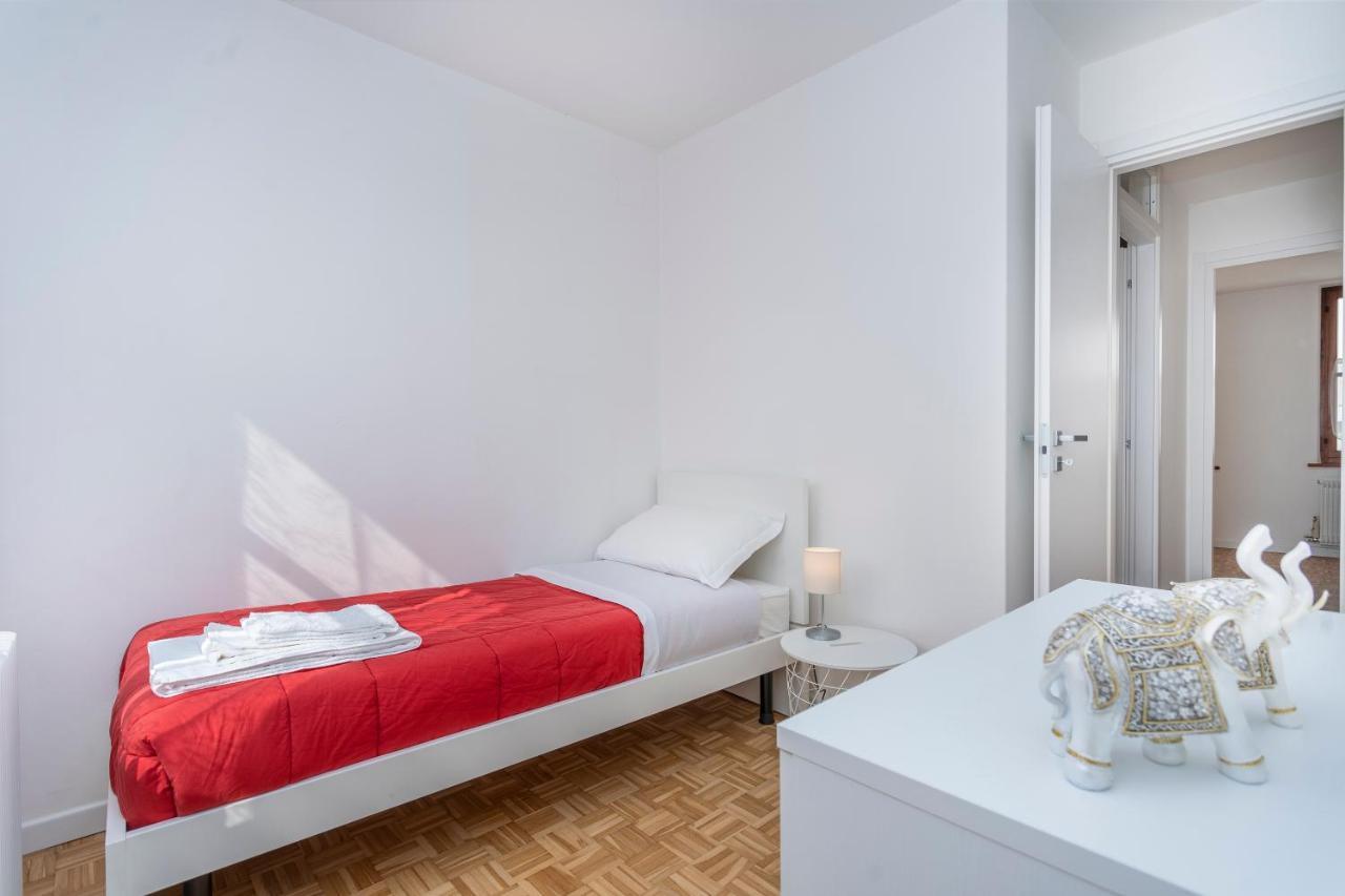 Ricasoli Garden Modern Apartments Udine Exteriér fotografie